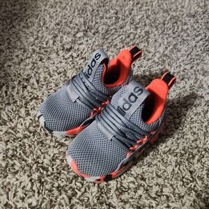 Adidas Kids Sneakers in Gray and Bright Orange